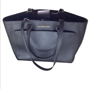 Michael Kors | LG Jet Set Saffiano Leather Multifunction Tote Bag -  Black /Gold